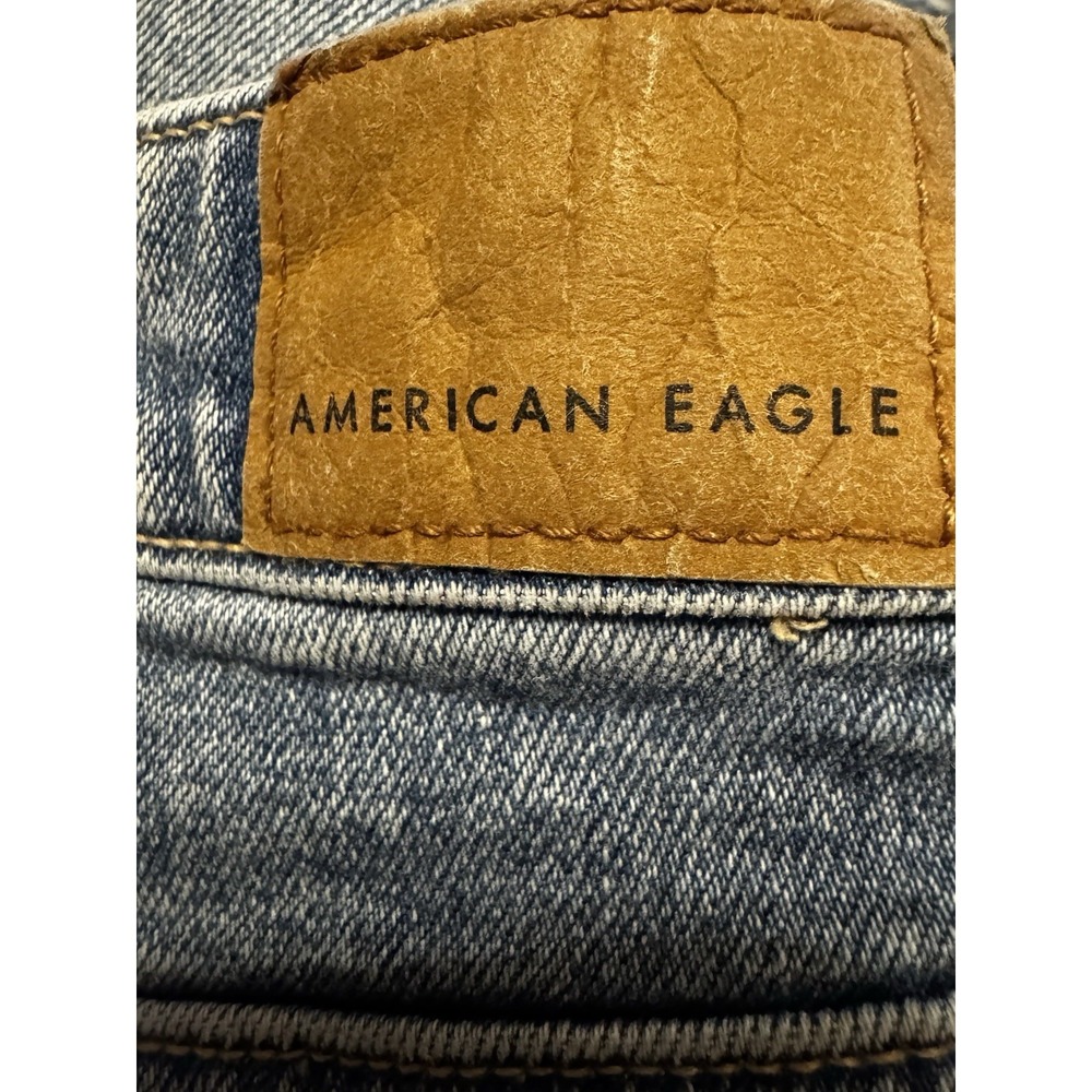 American Eagle Jeans 4 Long Strigid High Rise Distressed Light Wash - Picture 3 of 5